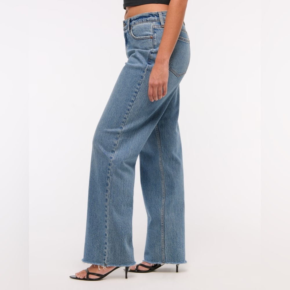 A&F | NWT Curve Love Low Rise Baggy Jean - Picture 6 of 9